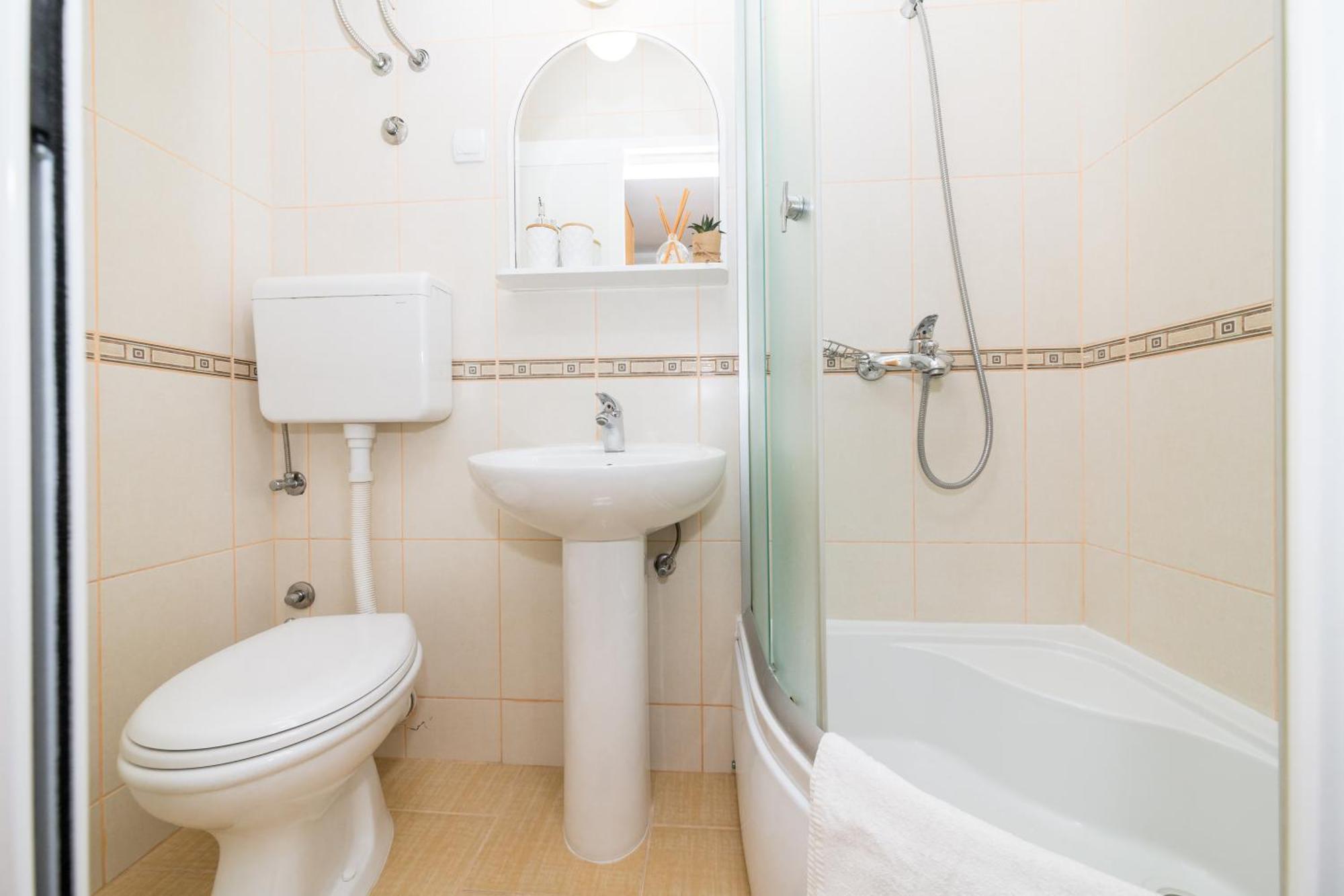 Apartmani F&M Kotor Ngoại thất bức ảnh
