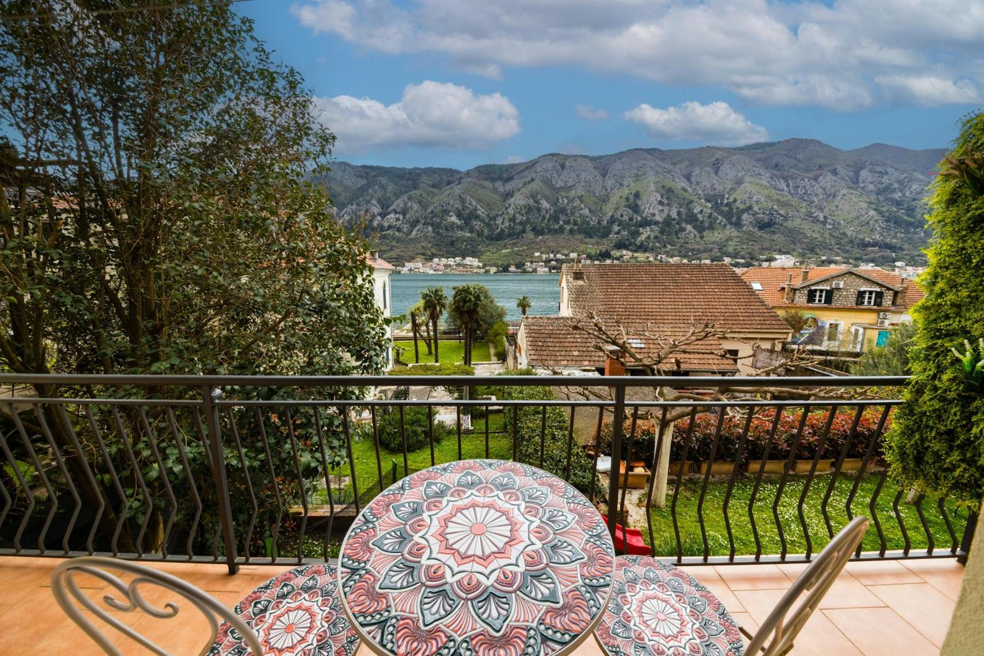 Apartmani F&M Kotor Ngoại thất bức ảnh